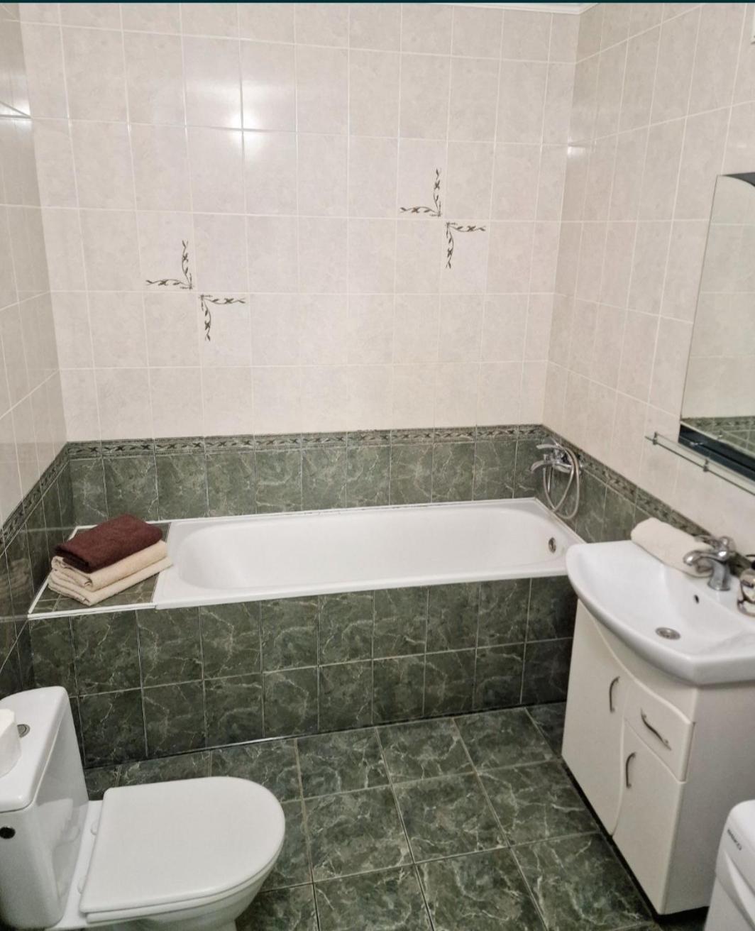 Apartment On Kravchuka, 11B Lutsʼk Extérieur photo